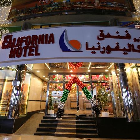 New California Hotel Дубай Экстерьер фото